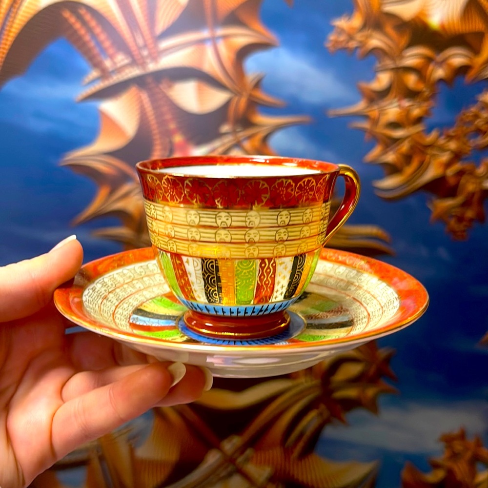 Vintage Kutani Japanese 1000 Thousand Faces Porcelain Teacup